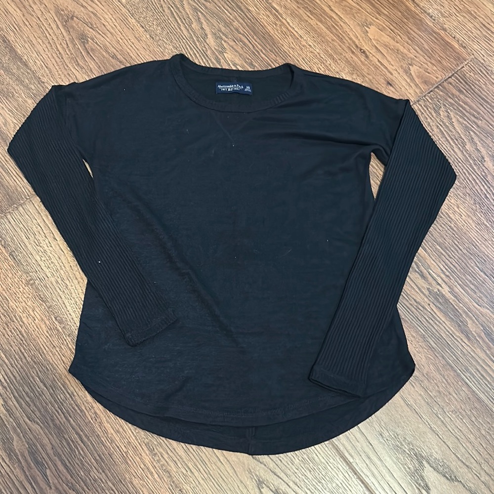 Abercrombie and Fitch black long sleeve size xs